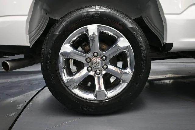 Used 2022 White Ford King Ranch image 11