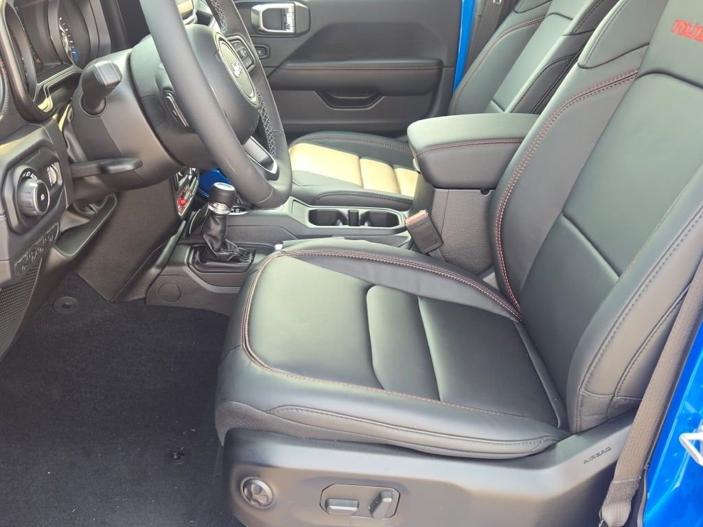 New 2026 Hydro Blue Pearlcoat Jeep Rubicon X image 23