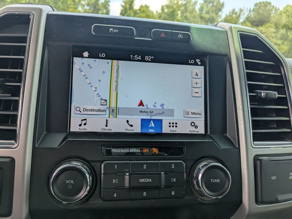 Used 2019 Silver Ford Lariat image 21