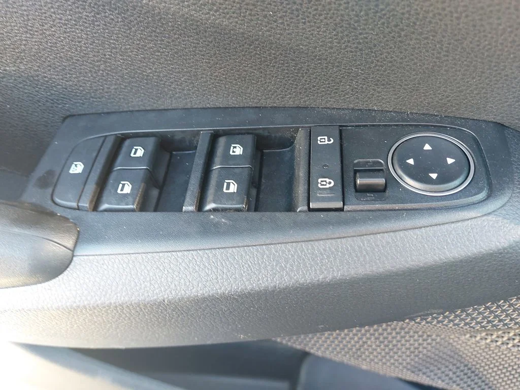 Used 2021 Blue Kia LX image 28