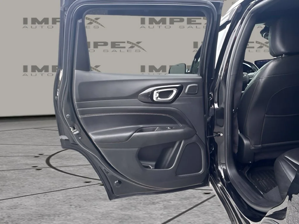 Used 2022 Black Jeep High Altitude image 26