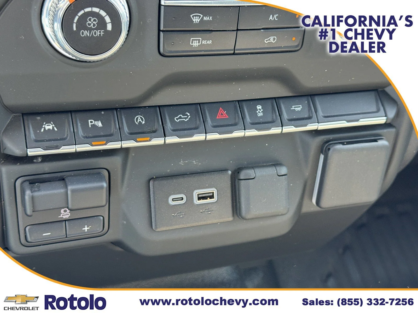 Used 2025 Summit White GMC Pro image 17