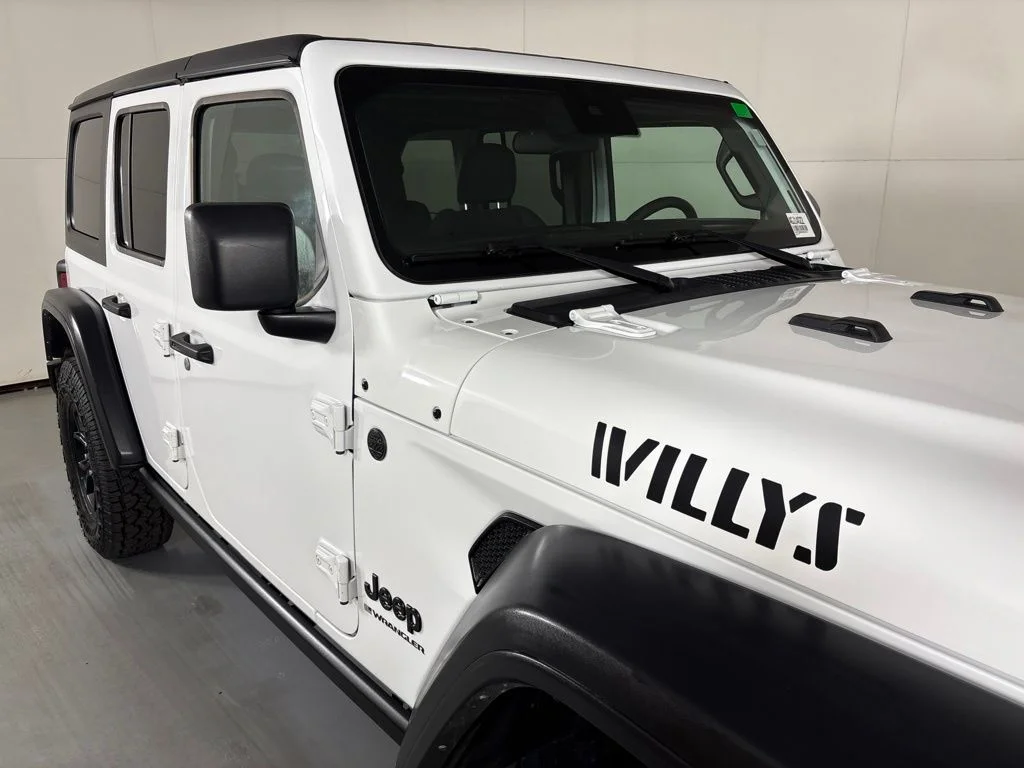 Used 2025 White Jeep Willys image 12
