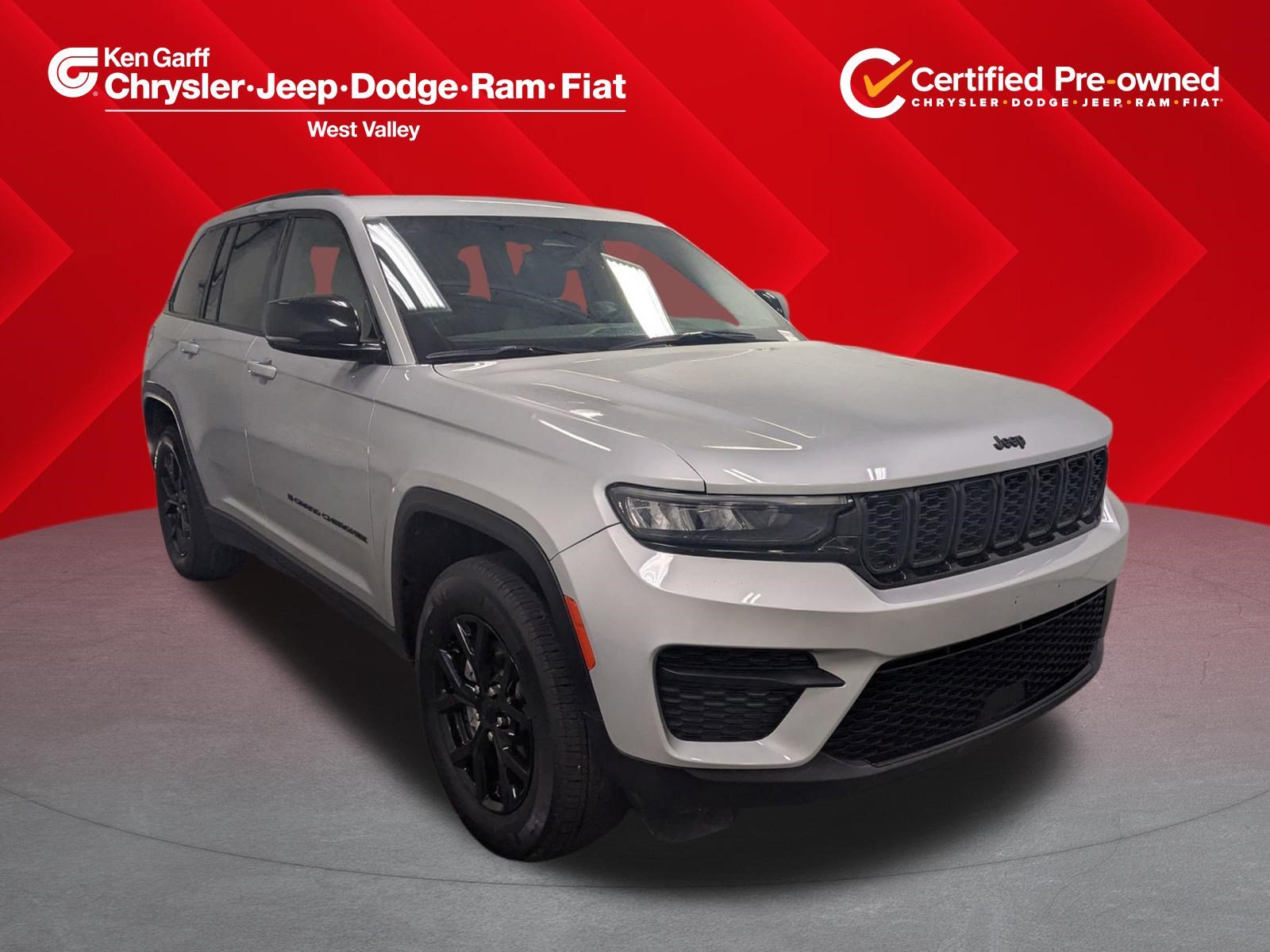 Certified Used 2024 Silver Zynith Jeep Altitude image 1