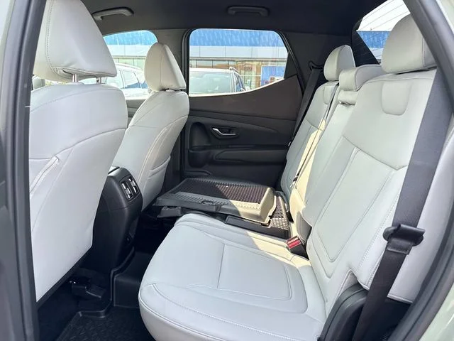 2025 Hyundai Santa Cruz SEL - Photo 14