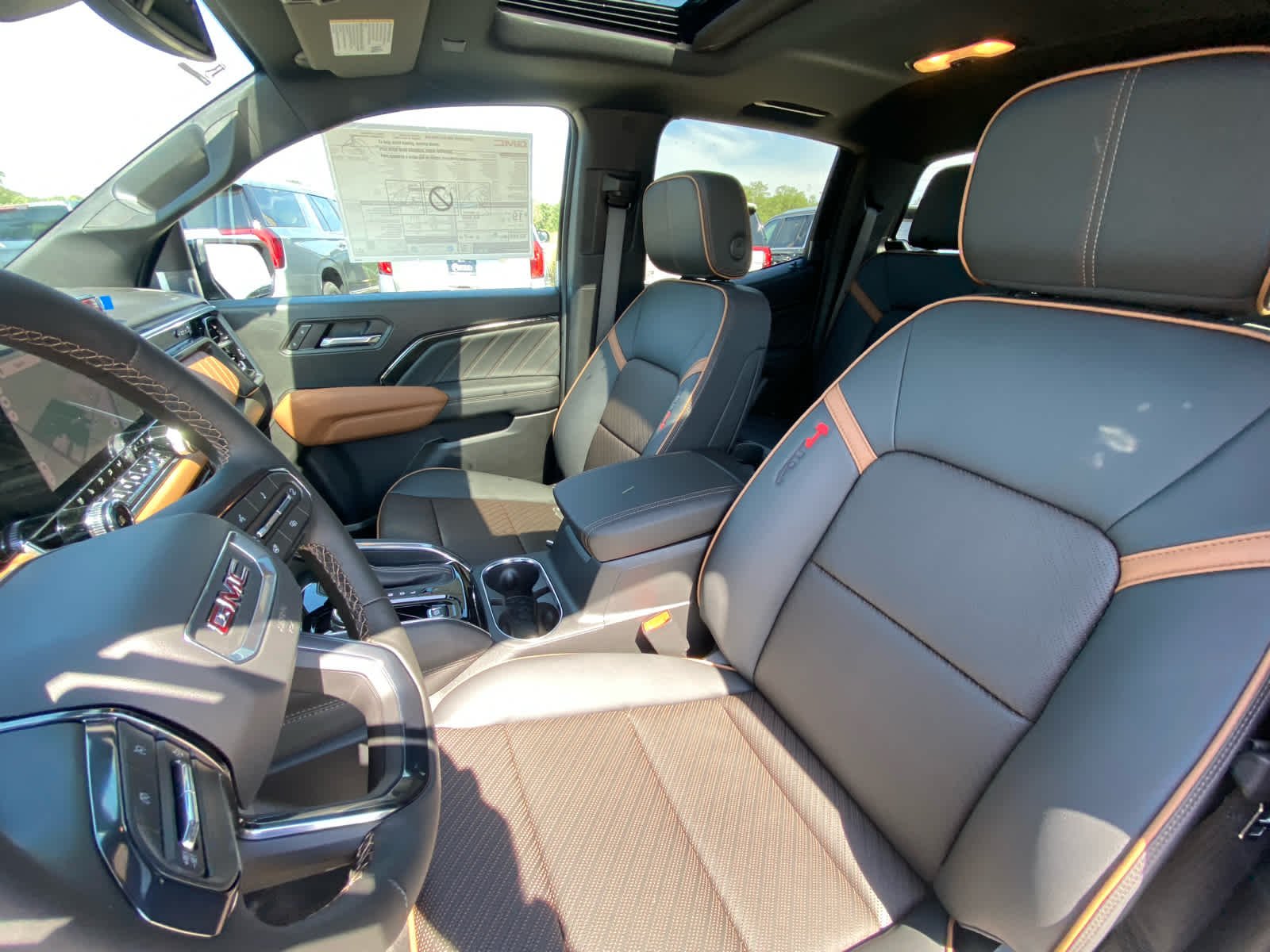 2026 GMC Canyon AT4 - Photo 20