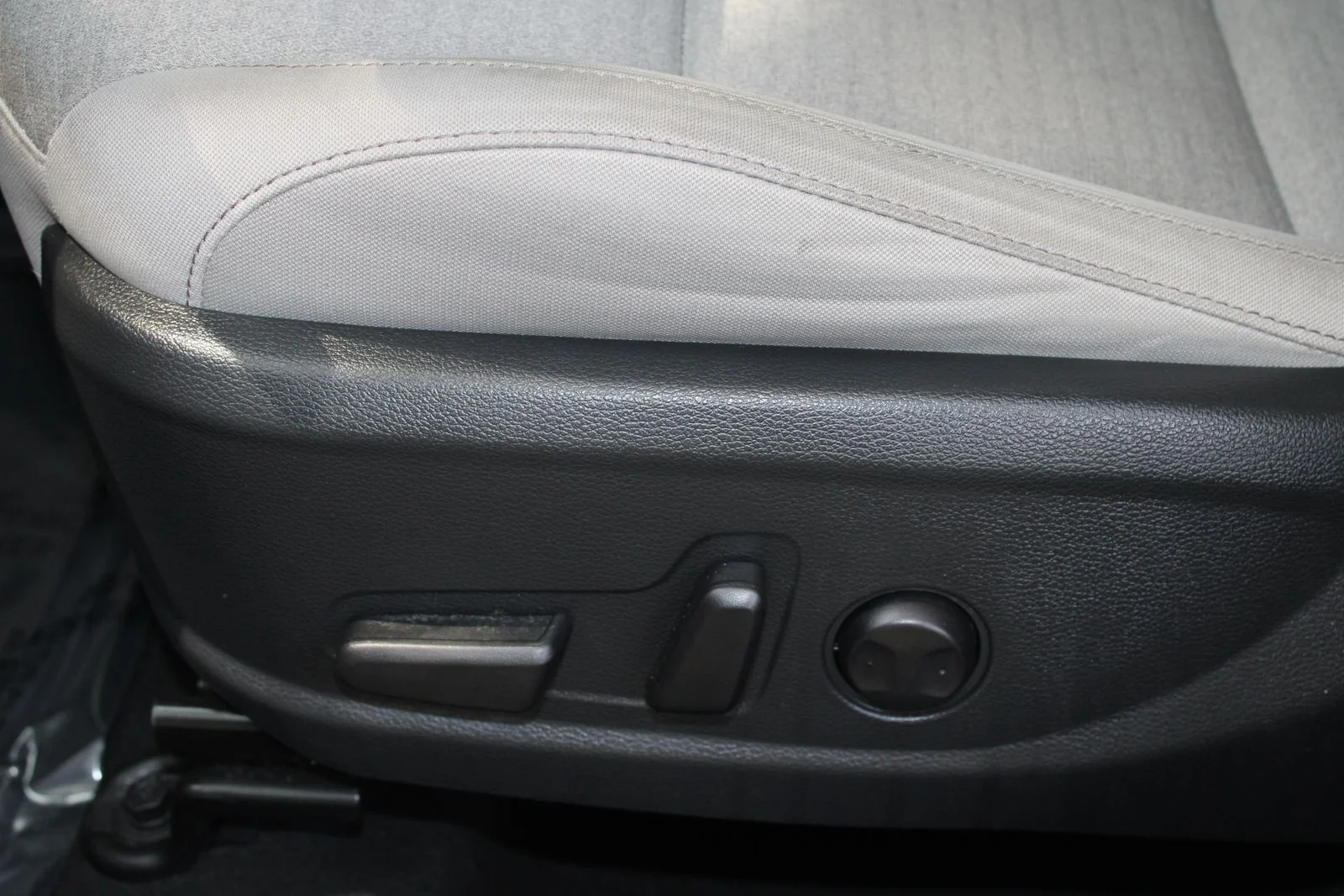 Used 2020  Kia EX image 27