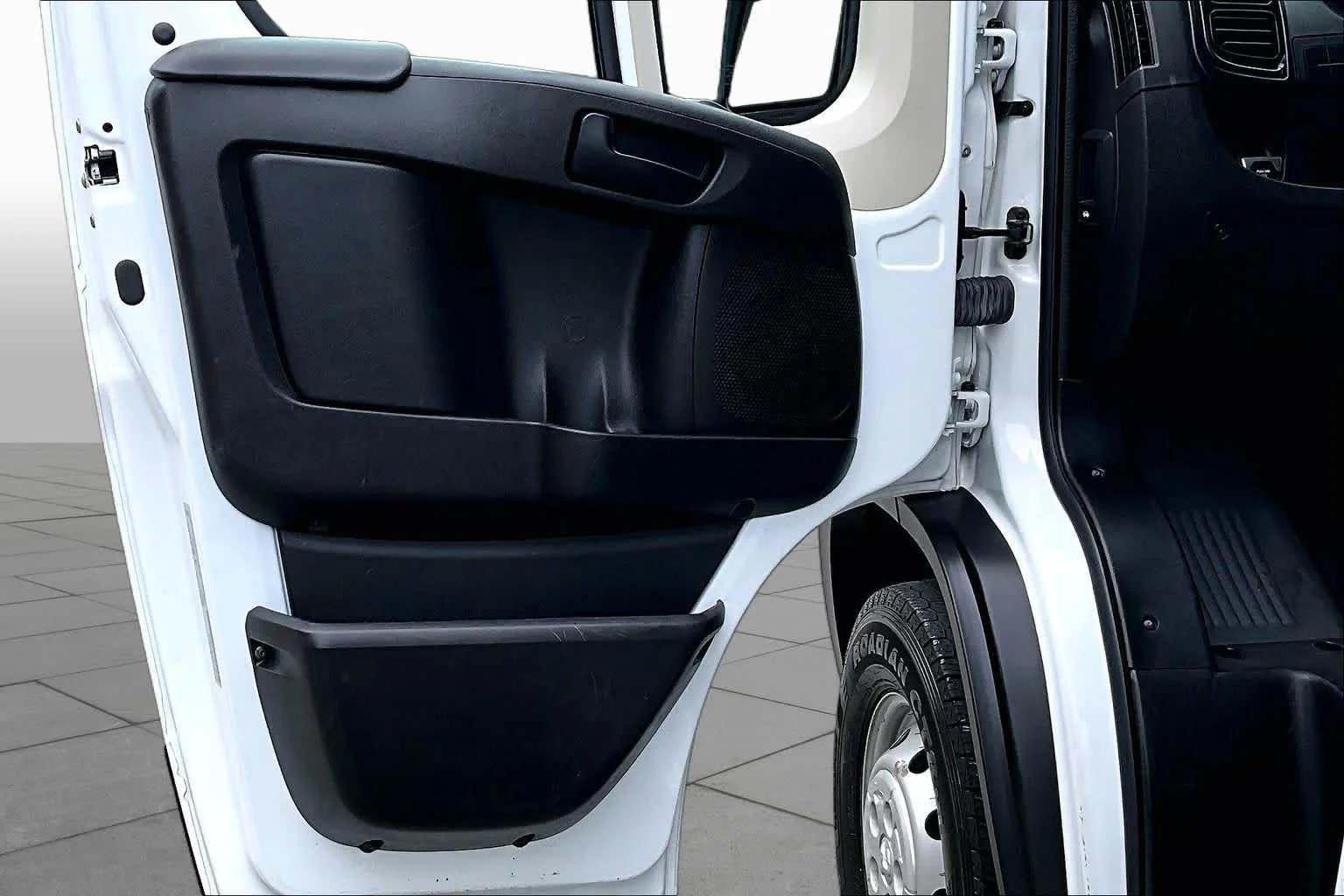 Used 2022 Bright White Clearcoat Ram  image 22