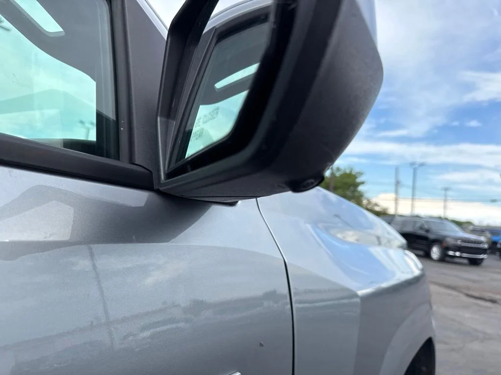 Used 2025 Gray Chevrolet LT image 13