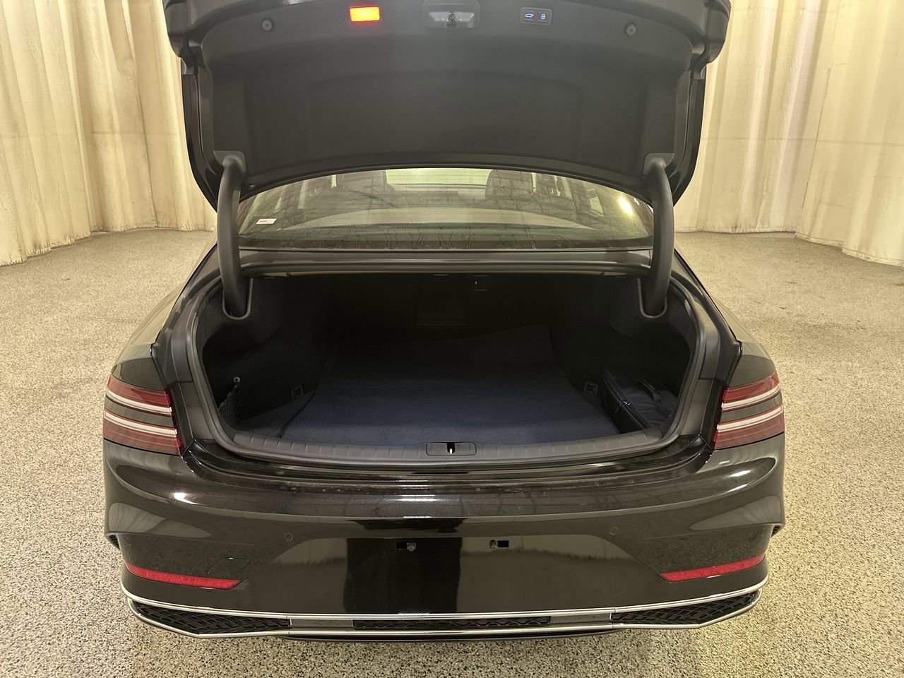 2026 GENESIS G80 Advanced - Photo 17