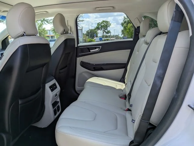 Certified Used 2017 White Platinum Clearcoat Metallic Ford Titanium image 14