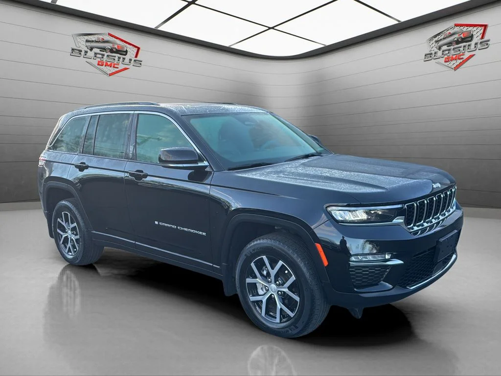 Used 2025 Black Jeep Limited image 7