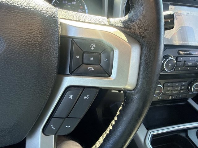 Used 2020 Black Metallic Ford Lariat image 30