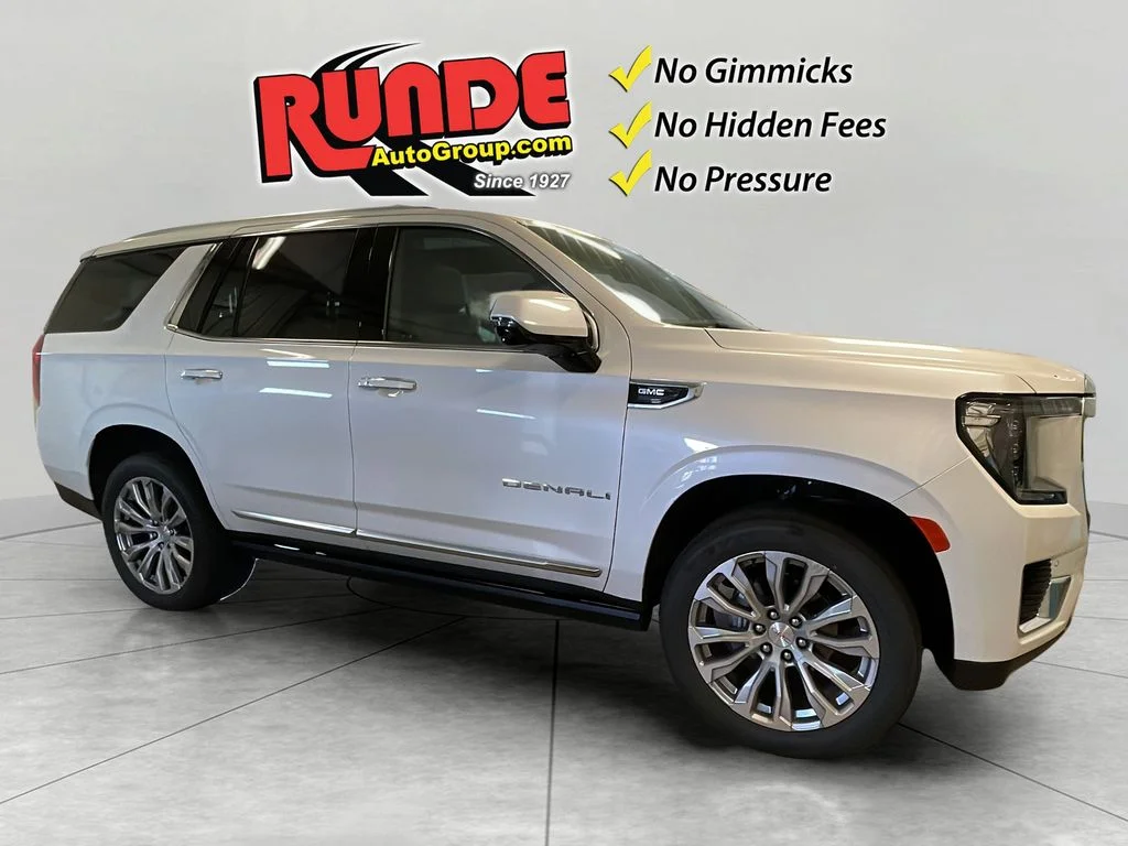 Used 2022 White Frost Tri-Coat GMC Denali image 8