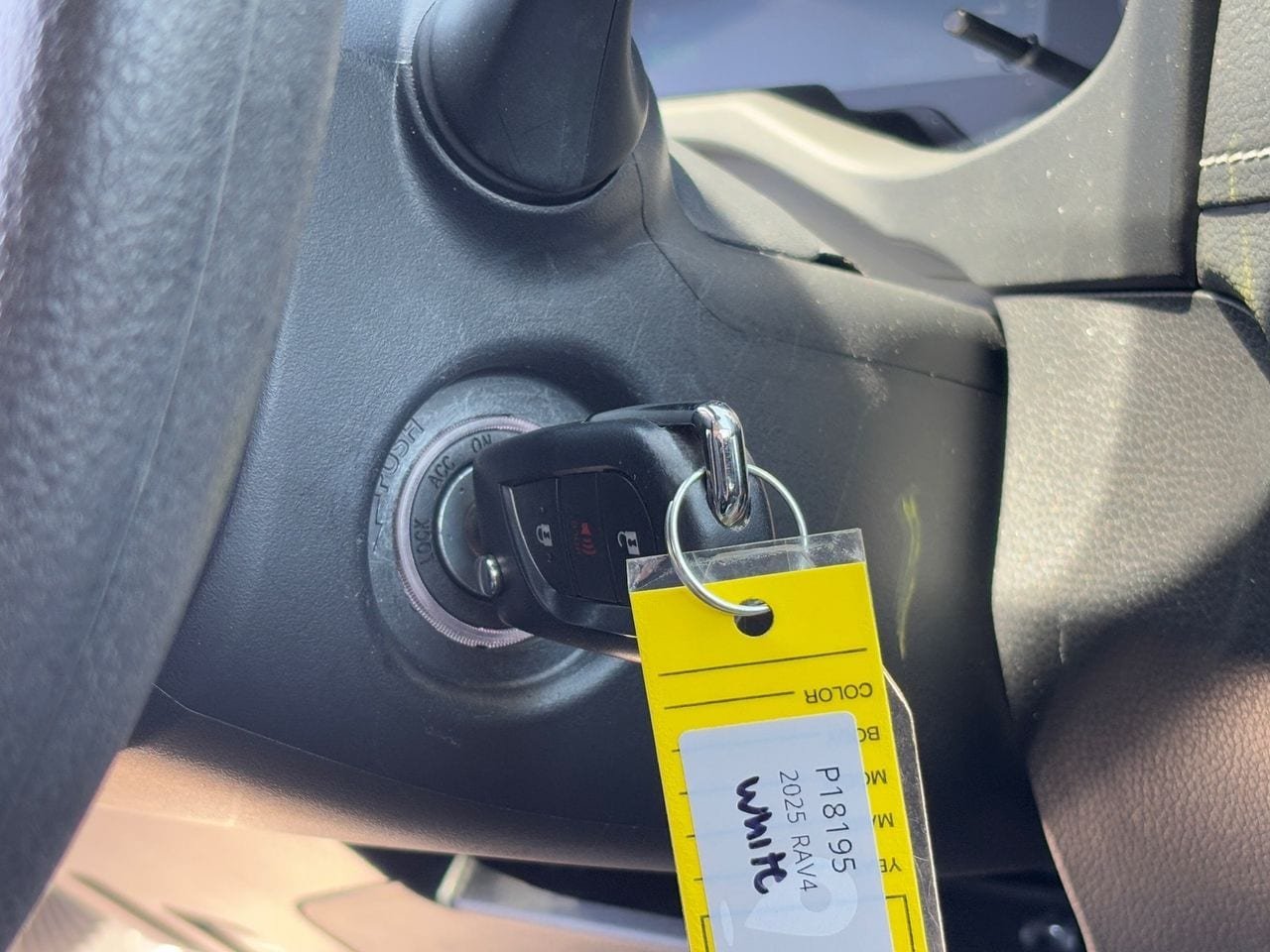 2025 Toyota RAV4 LE - Photo 23