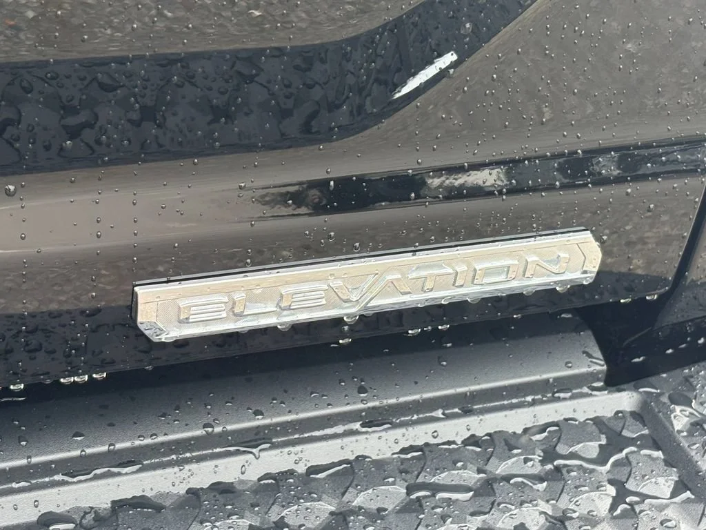 New 2026 Onyx Black GMC Elevation image 9