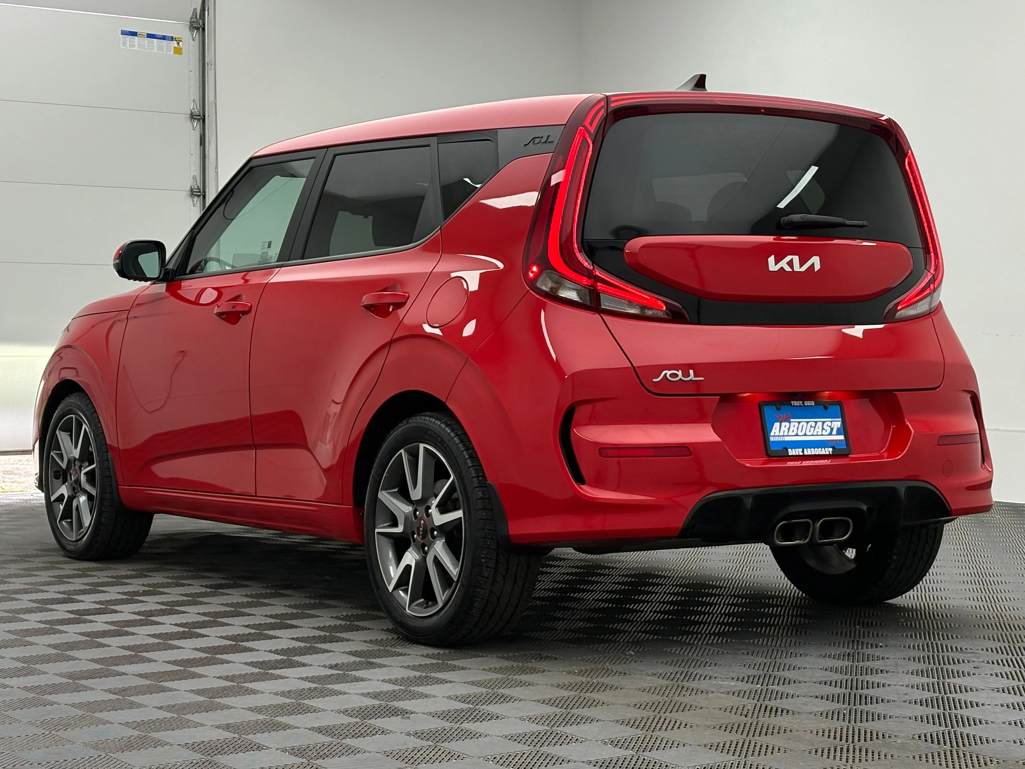 Used 2022 Inferno Red Kia Turbo image 11