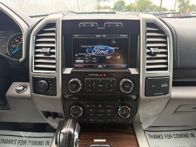 Used 2015 Ingot Silver Metallic Ford Lariat image 22