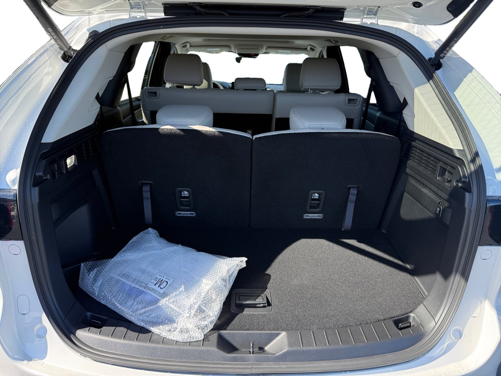 New 2026 Rhodium White Premium Mazda Preferred image 17