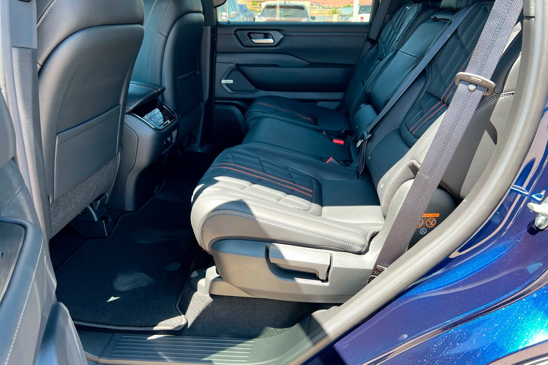 2025 Nissan Armada PRO-4X - Photo 22