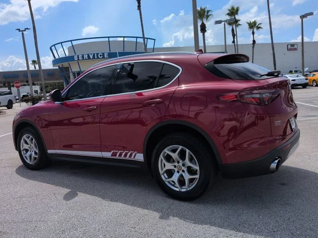 Used 2020 Alfa Rosso Alfa Romeo Base image 6