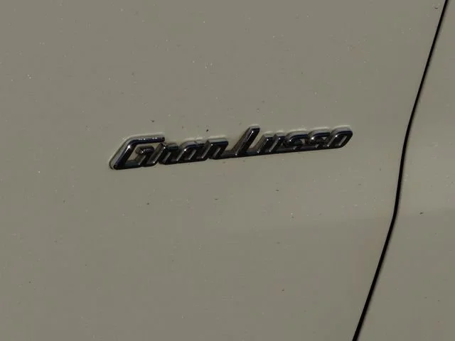 Used 2019 White Maserati S GranLusso image 10