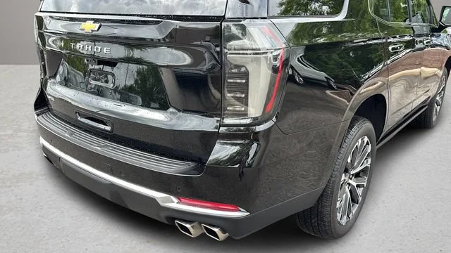 Used 2025 Black Chevrolet High Country image 39