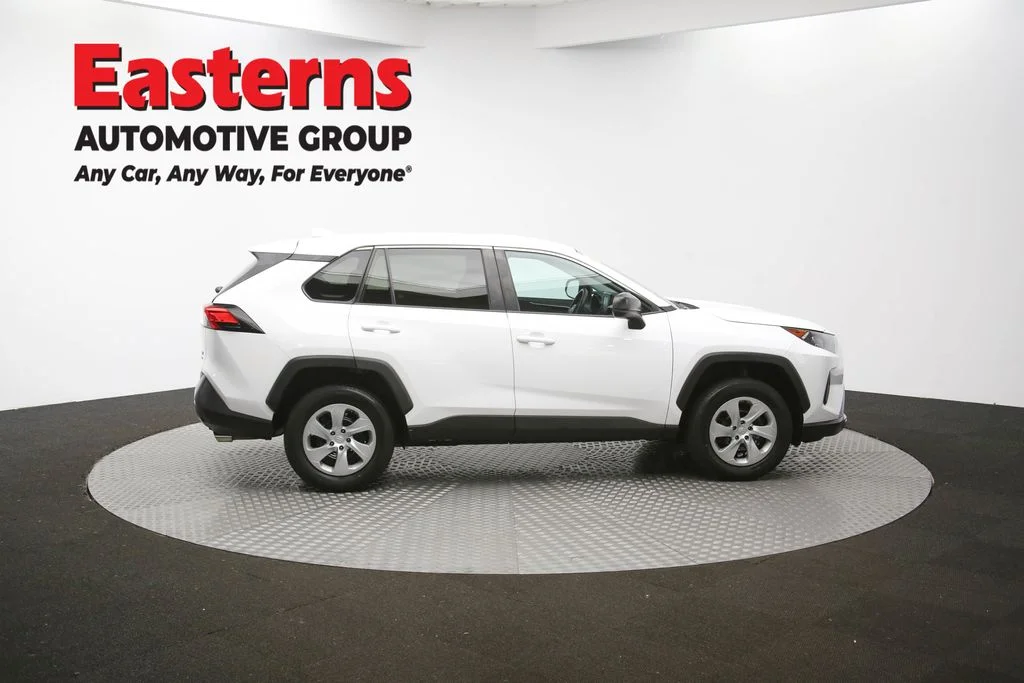 Used 2022 White Toyota LE image 42