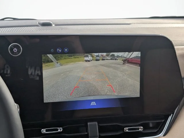 New 2027 Sterling Gray Metallic Chevrolet ACTIV image 27
