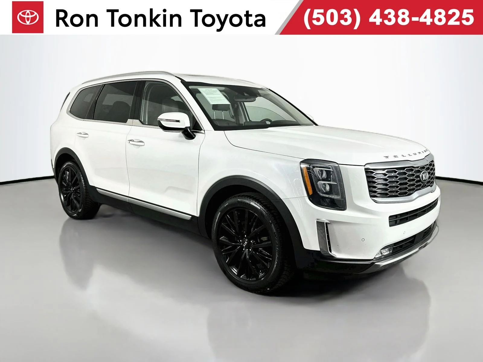 Used 2020 Snow White Pearl Kia SX image 1