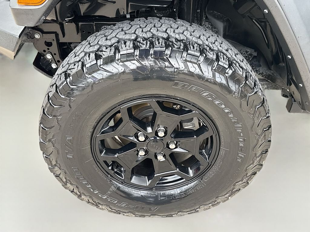 Certified Used 2023 Black Clearcoat Jeep Rubicon image 30