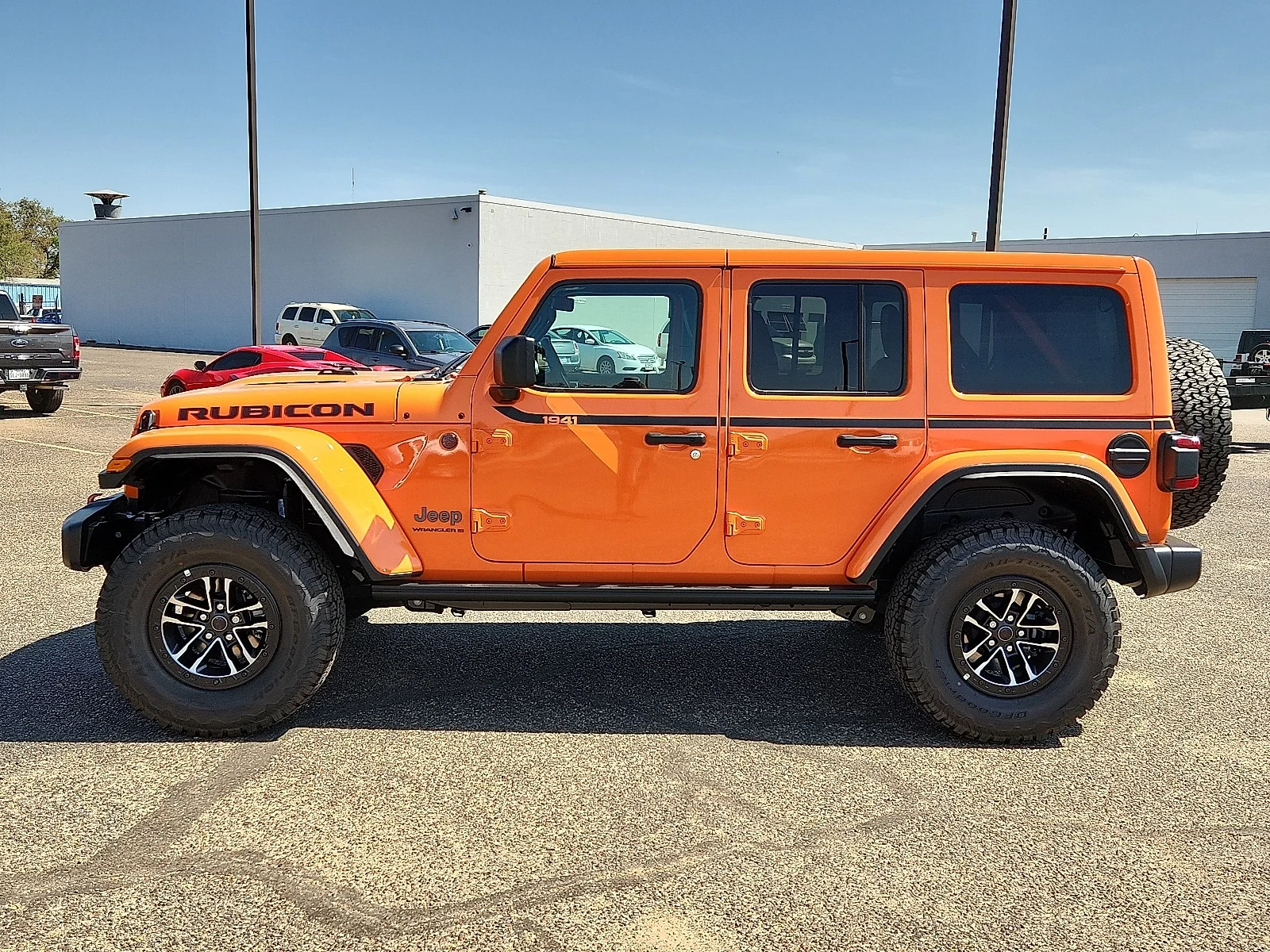 New 2025 Orange Jeep 4-DOOR RUBICON image 2