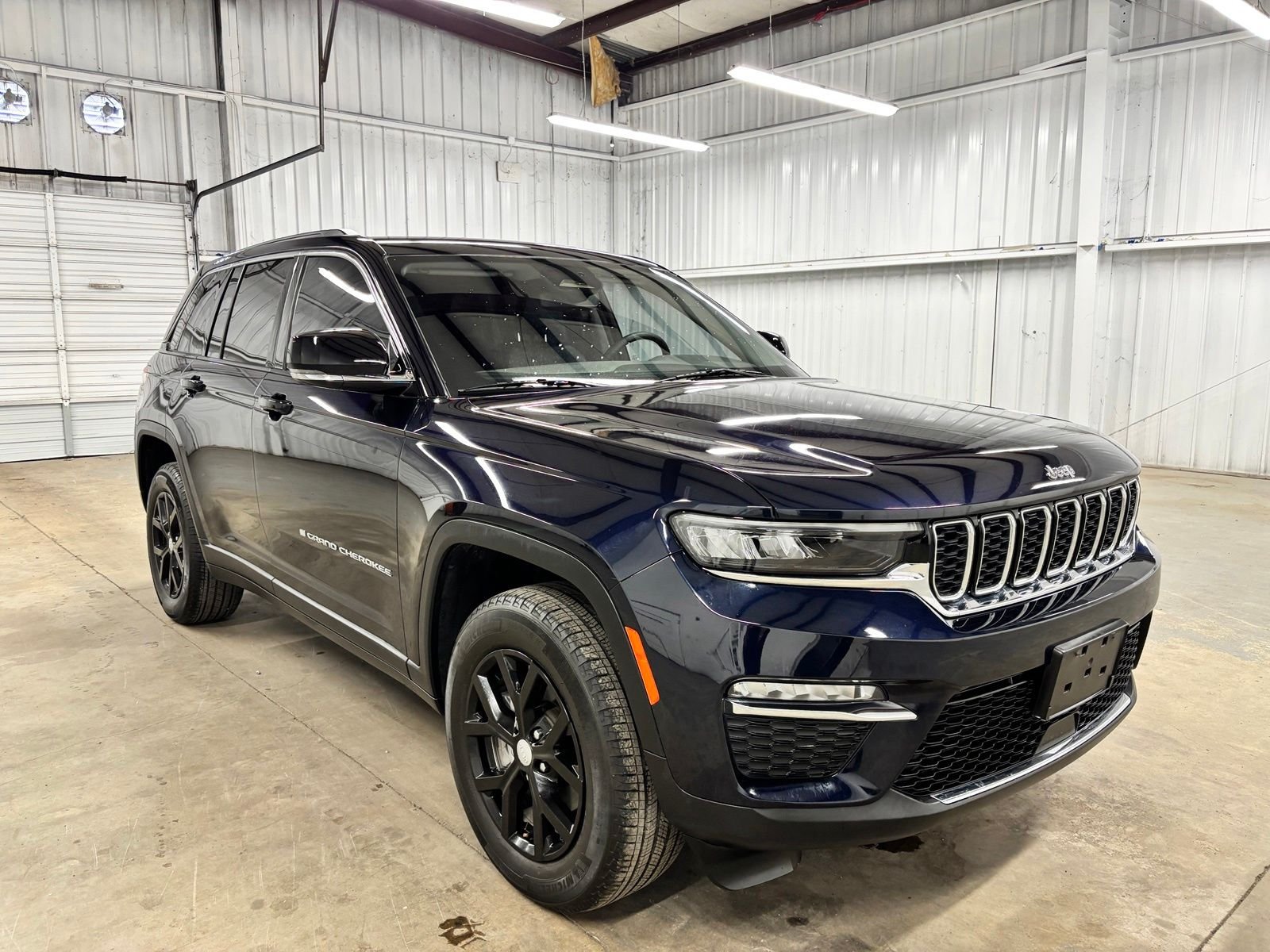 Used 2023 Black Jeep Limited image 1