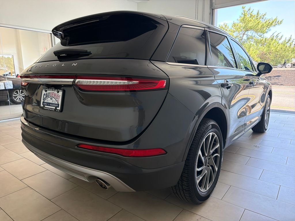 Used 2020 Gray Lincoln Standard image 7