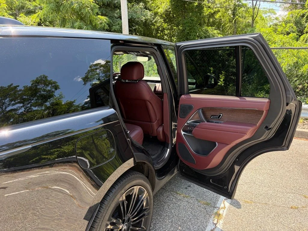 Certified Used 2025 Black Land Rover SE image 17