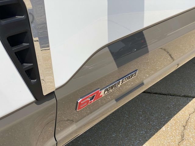 New 2026 Star White Metallic Tri-Coat Ford King Ranch image 9
