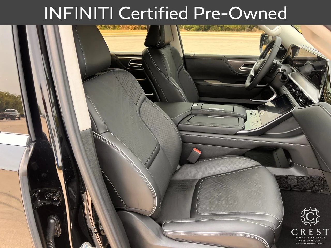 Certified Used 2026 Black Obsidian INFINITI LUXE image 27