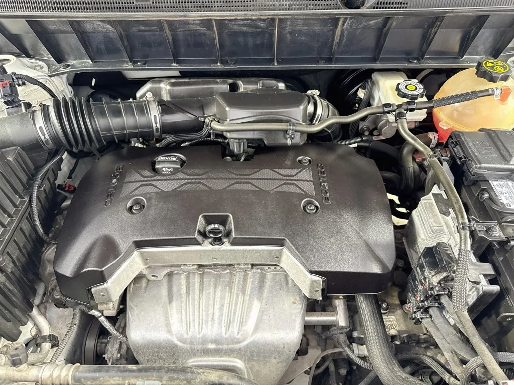 Used 2019 White GMC SLE-1 image 38