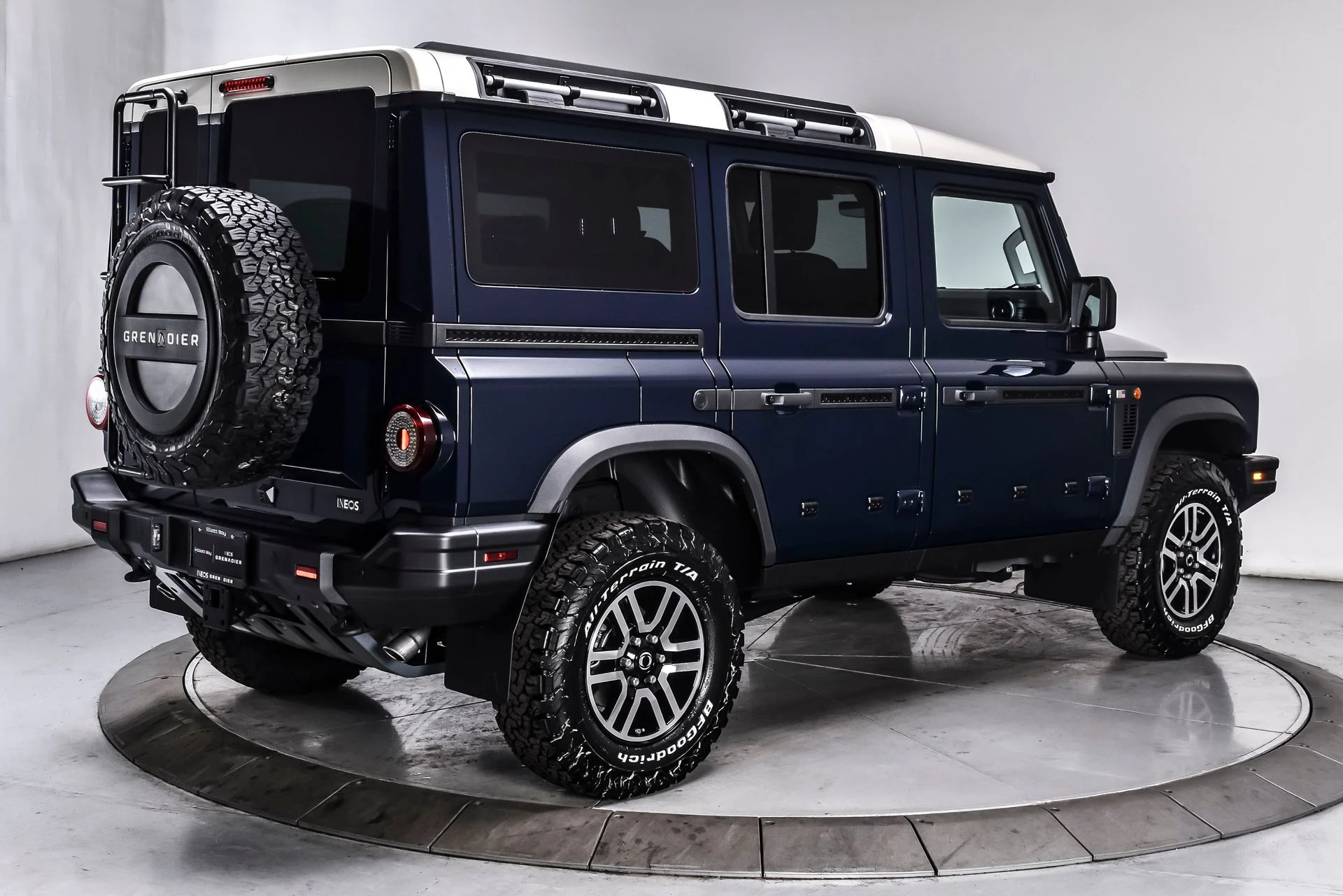 New 2026 Britannia Blue INEOS Fieldmaster Edition image 6