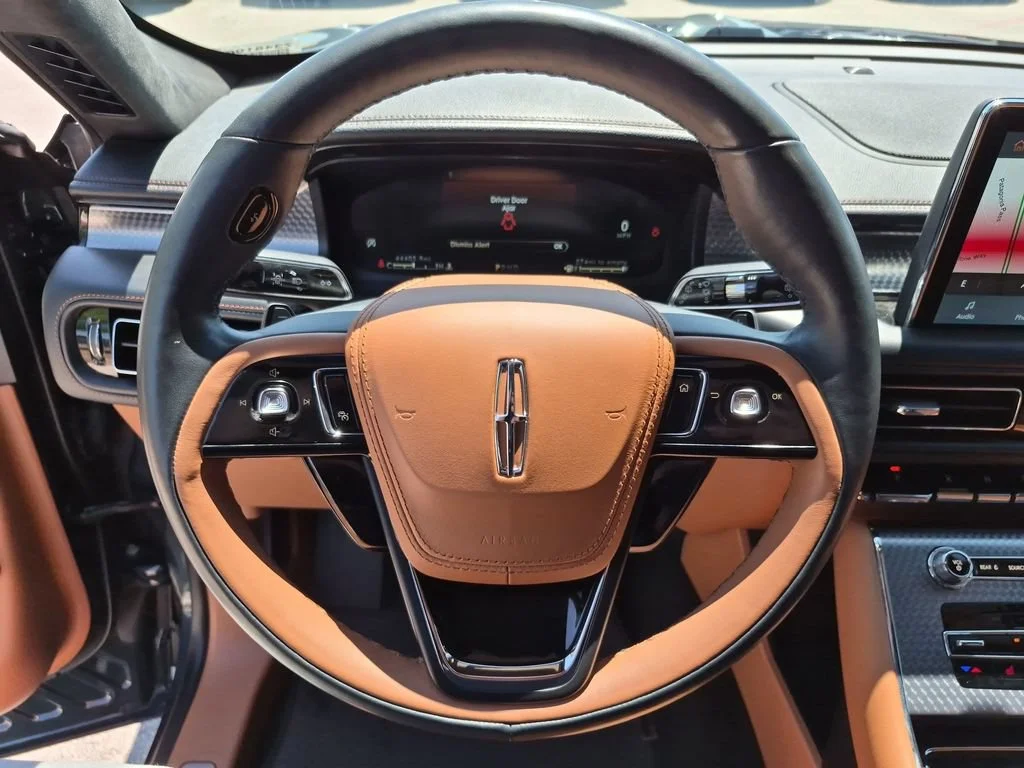 Used 2023  Lincoln Black Label image 22