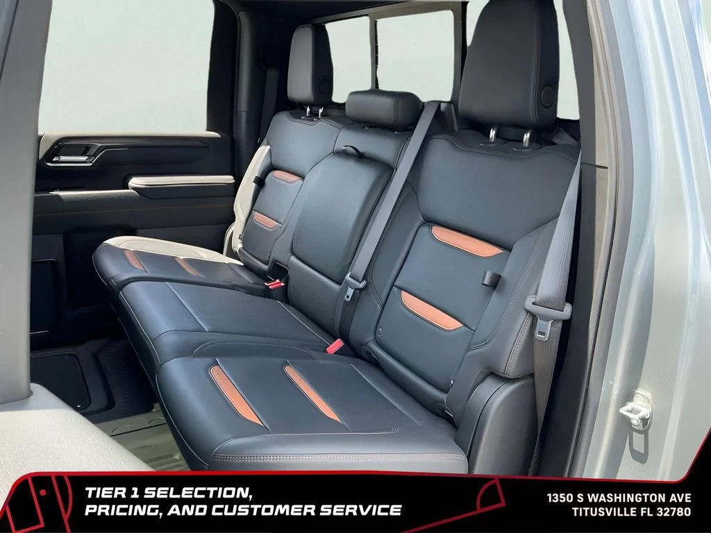 Used 2024 Sterling Metallic GMC AT4 image 26