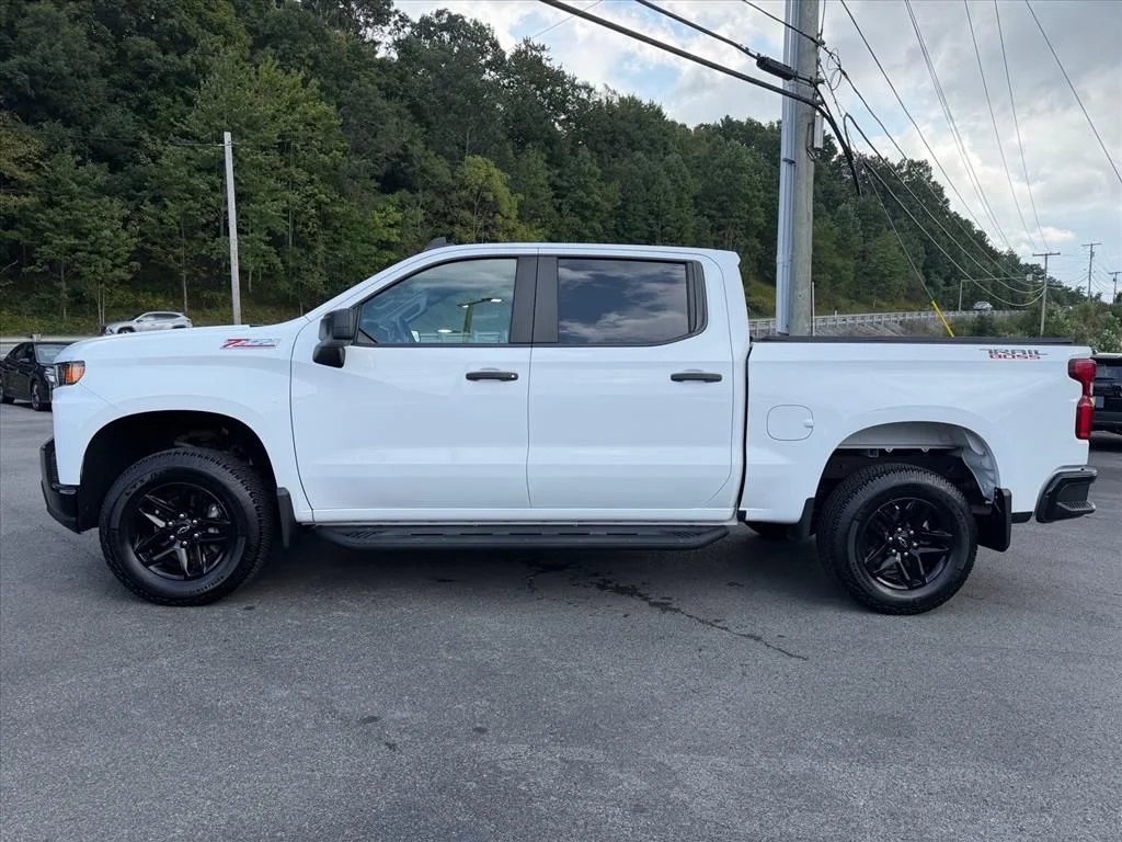 Used 2021 White Chevrolet Custom Trail Boss image 4