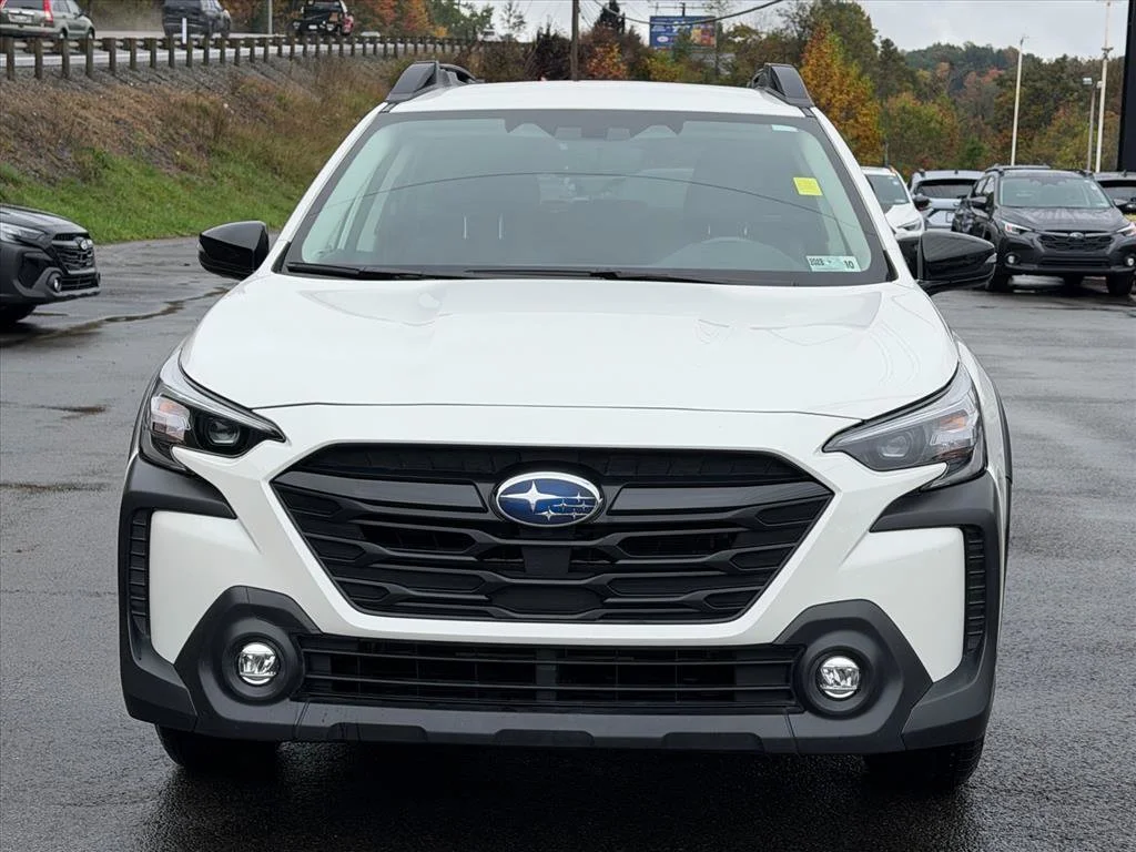 Used 2023 White Subaru Onyx Edition image 17
