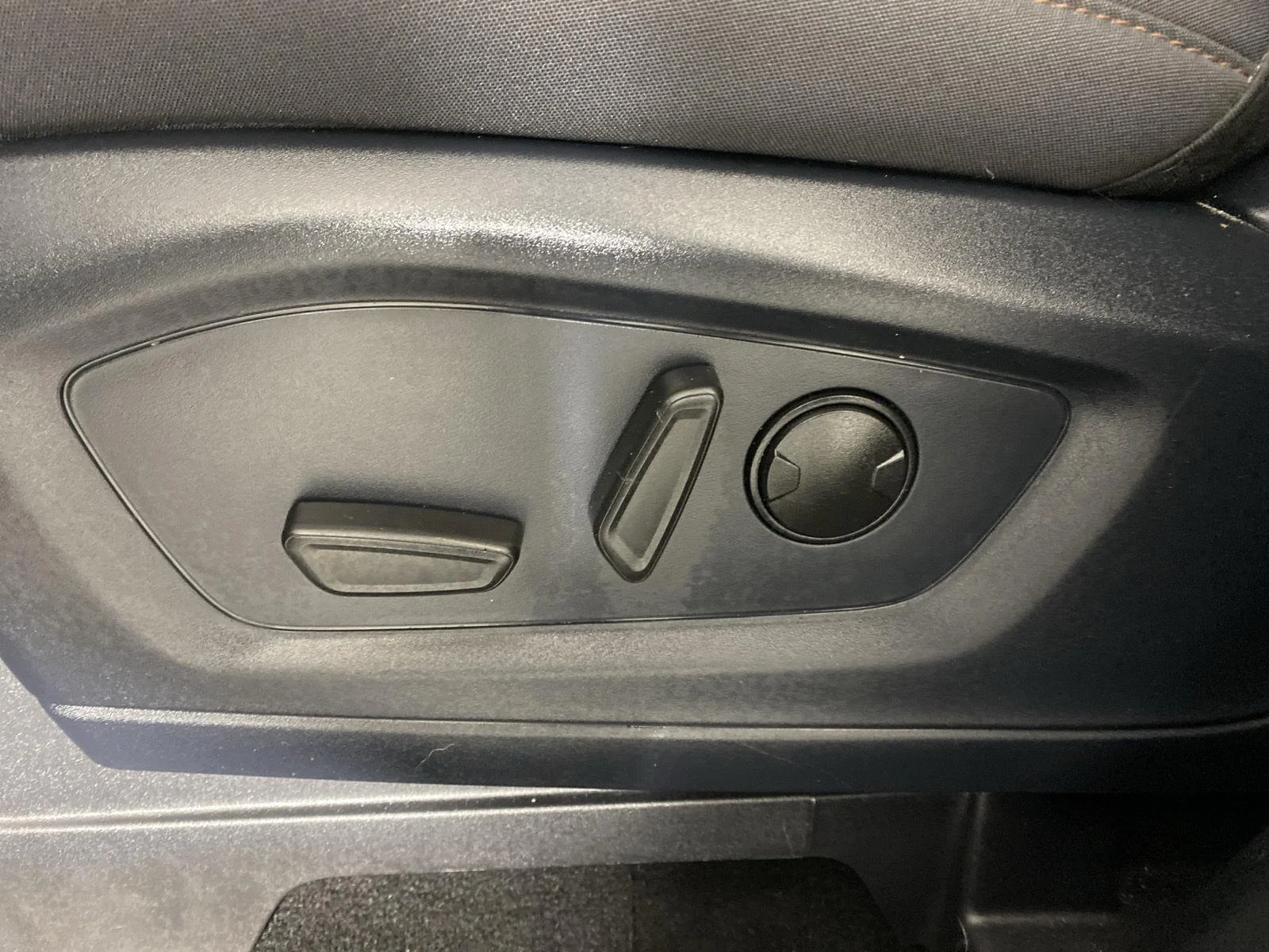 Used 2025 Agate Black Metallic Ford Active image 14