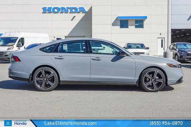 New 2026 Urban Gray Pearl Honda SE image 5