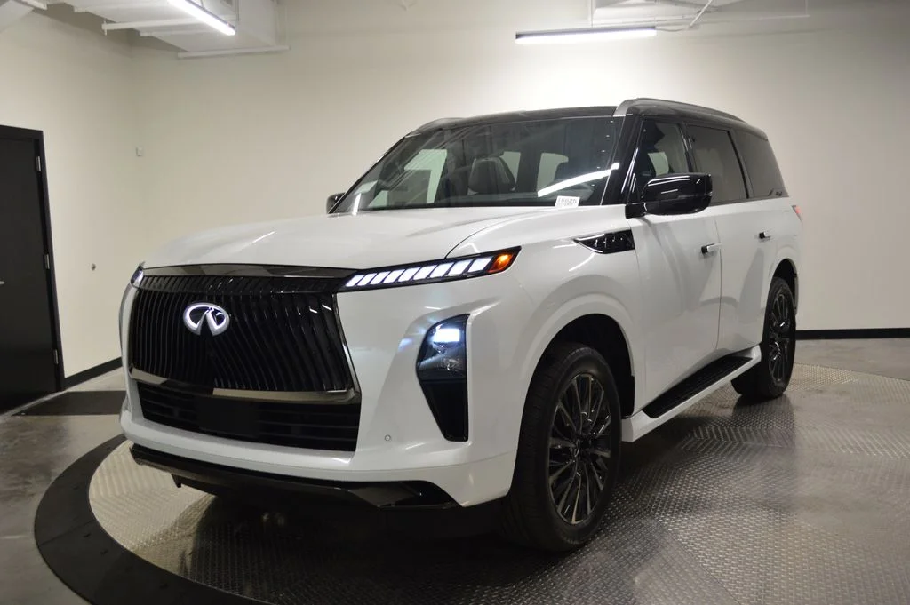 2026 INFINITI QX80 Autograph 4WD's photo
