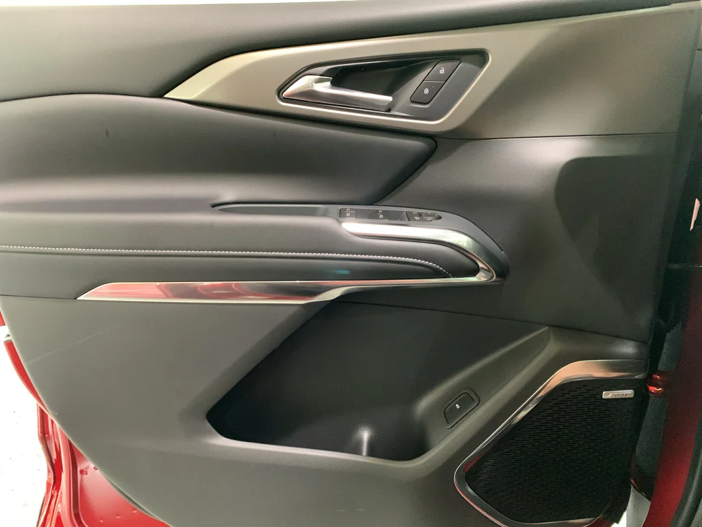 2027 Chevrolet Traverse LT - Photo 27