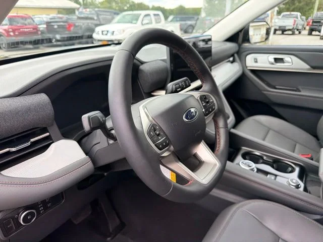 New 2026 Agate Black Metallic Ford Active image 21