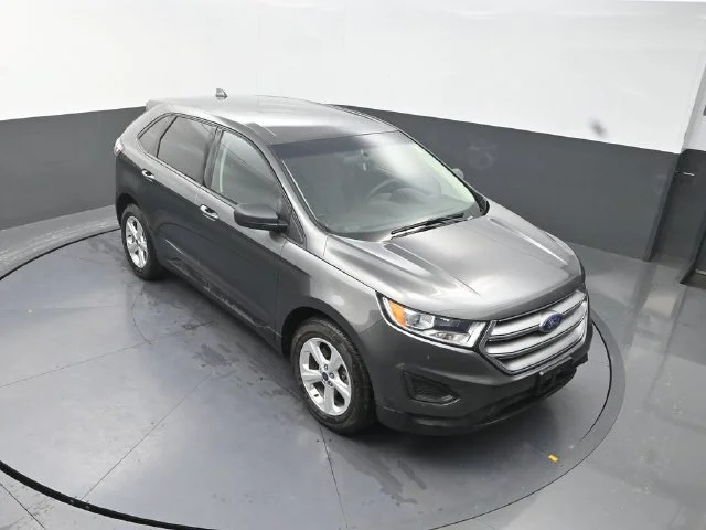 Used 2017 Gray Ford SE image 23
