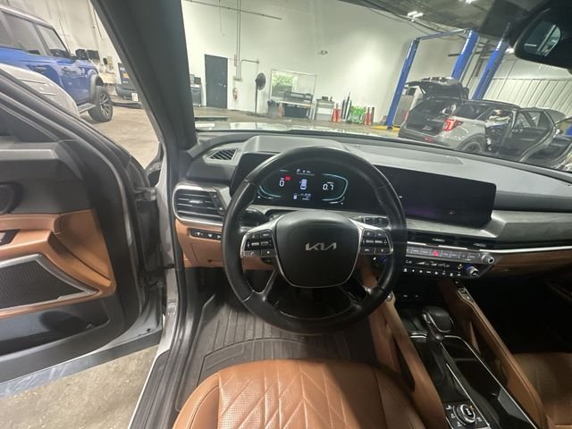 Certified Used 2023 Gray Kia EX X-Line image 15
